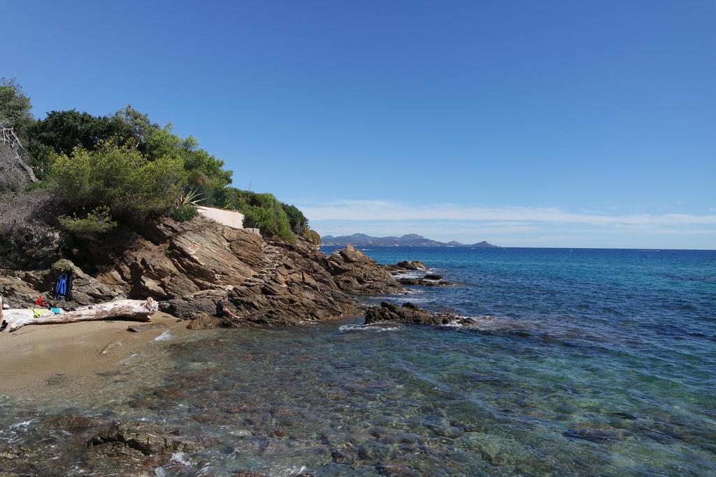 Villa Perle De La Mer Saint Aygulf Exteriör bild