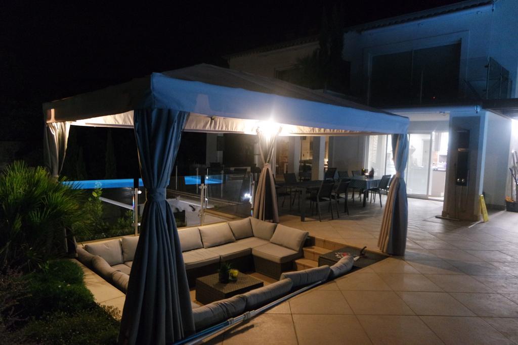 Villa Perle De La Mer Saint Aygulf Exteriör bild